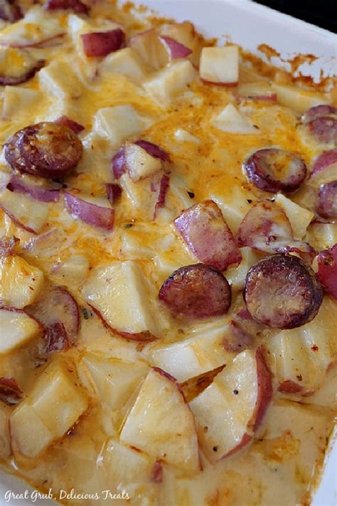 sausage-and-potatoes-great-grub-delicious-treats image