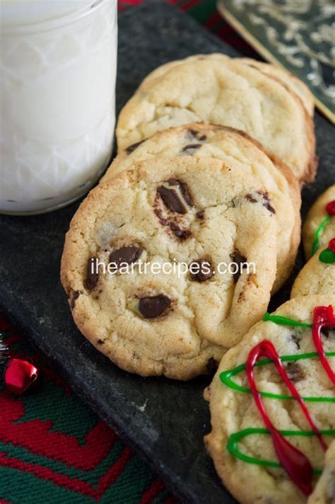 mint-chocolate-chip-cookies-i-heart image