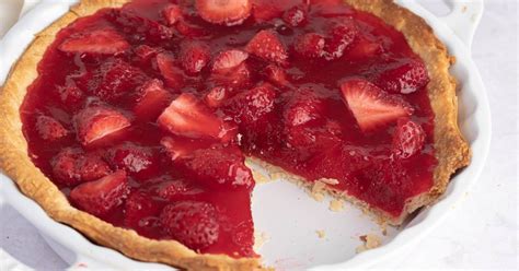 strawberry-pie-best-recipe-insanely-good image