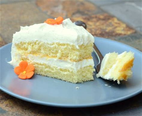 vanilla-hot-milk-sponge-cake-baking-bites image