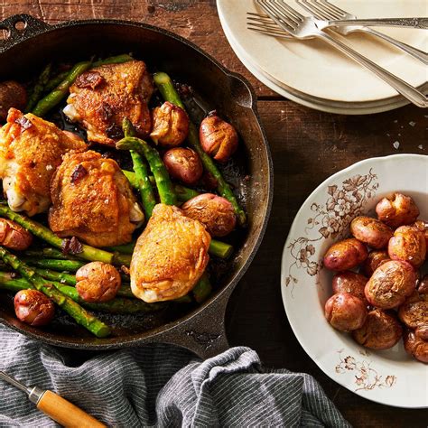 crispy-chicken-thighs-with-asparagus-bacon image