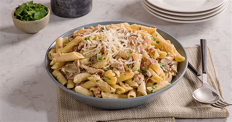 creamy-penne-with-mushrooms-and-pancetta image