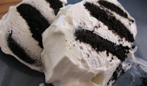 chocolate-wafer-cookie-cake image