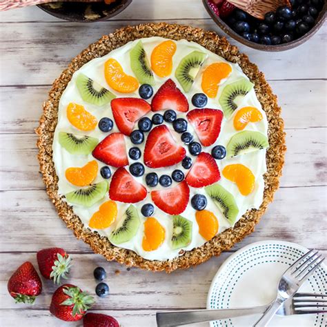 healthy-greek-yogurt-fruit-tart-mommy-gone-healthy image