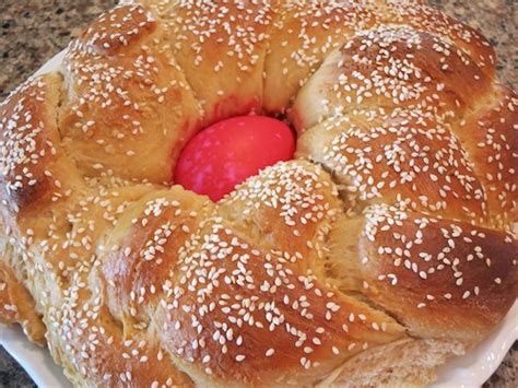 greek-easter-bread-a-colorful-treat image