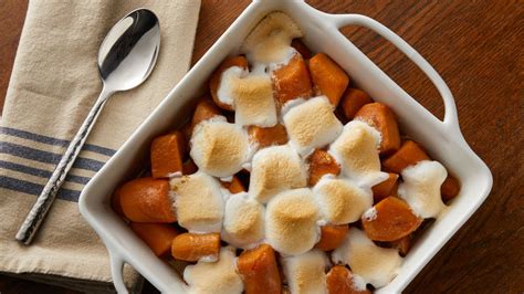 marshmallow-topped-sweet-potatoes image