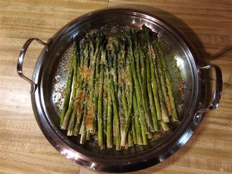 seasoned-baked-asparagus-recipe-delishably image
