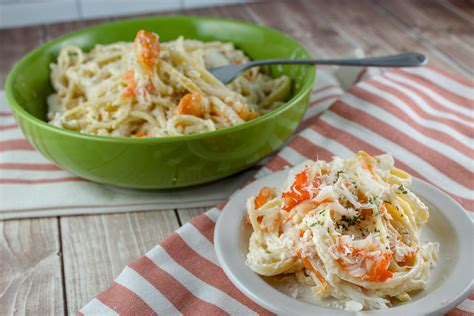 recipe-copycat-red-lobster-crab-alfredo-the-food-hussy image