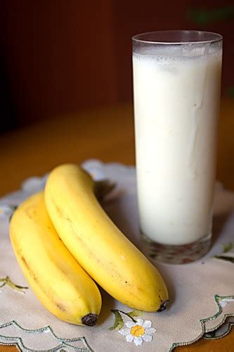 banana-lassi-indian-yogurt-drink-honest-cooking image