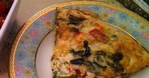 healthy-spinach-quiche-with-fresh-spinach image