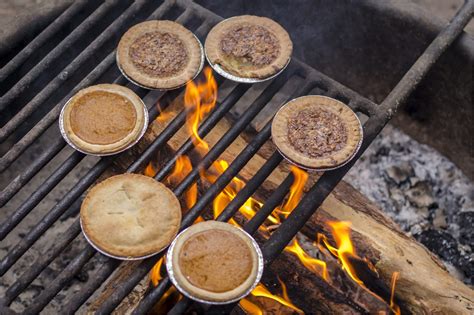30-campfire-desserts-that-are-decadent-and-easy-to-make image