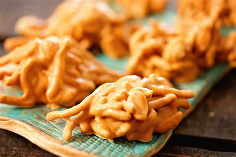 butterscotch-haystacks-recipe-bowl-me-over image