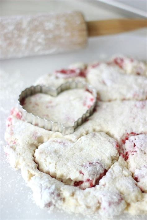 white-chocolate-raspberry-scones-recipe-gluesticks image