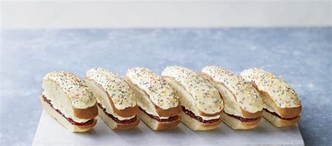 paul-hollywoods-iced-buns-the-great-british-bake-off image