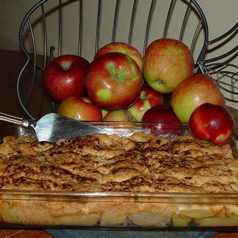 our-10-best-apple-cakes-of-all-time image