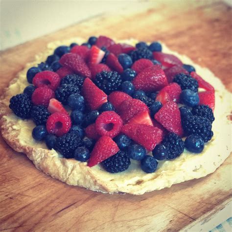 easy-free-form-mixed-berry-tart-my-studio-kitchen image