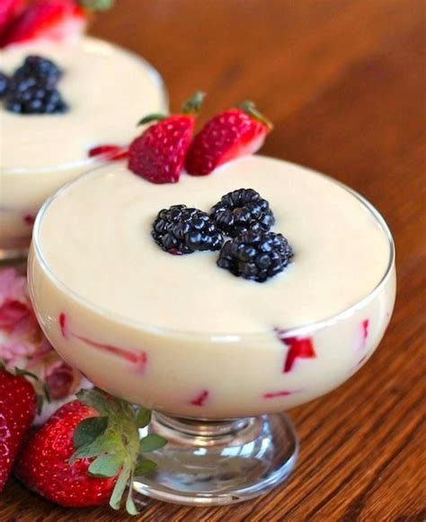 healthy-homemade-vanilla-pudding-sugar-free-low image