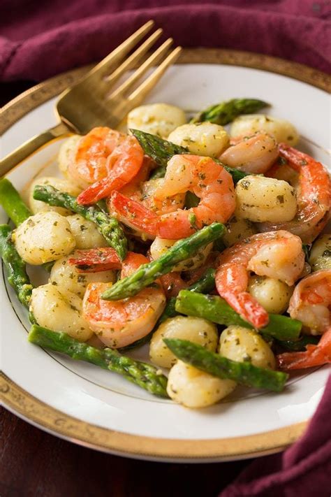 easy-gnocchi-shrimp-and-asparagus-with-lemony-pesto image