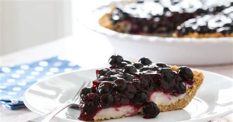 blueberry-dessert-with-graham-cracker-crust image