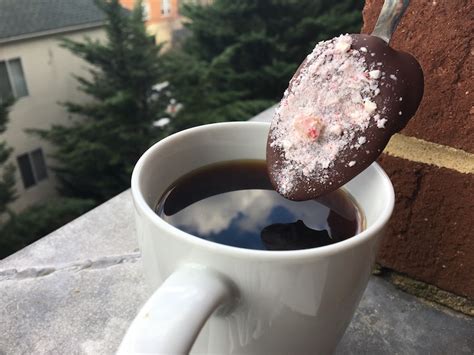 pimp-your-coffee-with-these-chocolate-stirring-spoons image