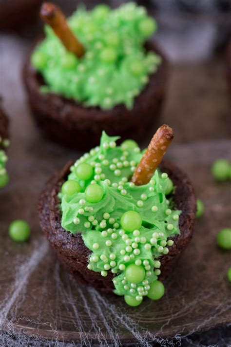 bubbling-witchs-cauldron-brownies-the-first-year image