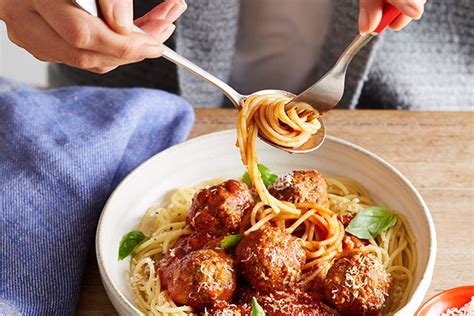 meatballs-and-spaghetti-with-hidden-vegetables-for image