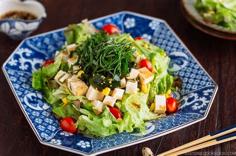 tofu-salad-with-sesame-ponzu-dressing-豆腐サラダ image