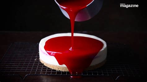 amazing-cherry-mirror-glaze-cheesecake image
