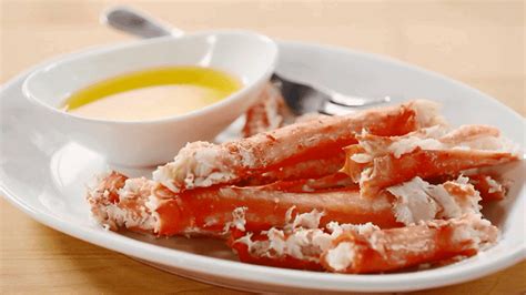 how-to-cook-crab-better-homes-gardens image