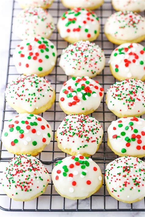 italian-ricotta-cookies-easy-christmas-cookies image