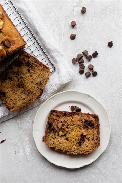 chocolate-chip-banana-bread-feelgoodfoodie image