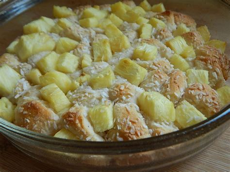 pineapple-coconut-breakfast-pie-drizzle-me-skinny image