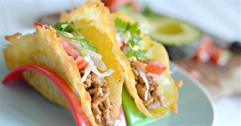 these-low-carb-taco-shells-are-made-from-cheese image