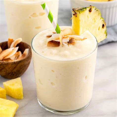 easy-pineapple-smoothie-recipe-jessica-gavin image