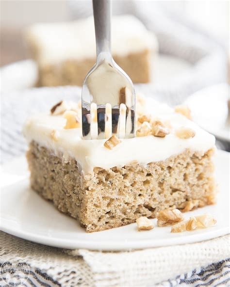 banana-cake-with-cream-cheese-frosting-like image