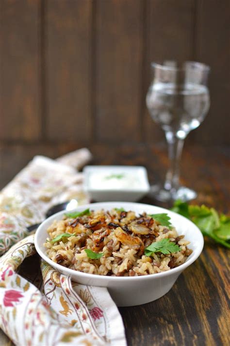 lebanon-mujadara-rice-lentils-dish image