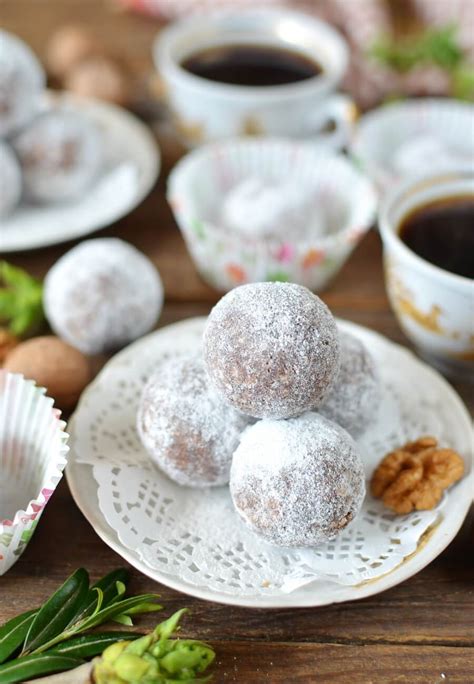 cocoa-and-nut-rum-balls-recipe-cookme image