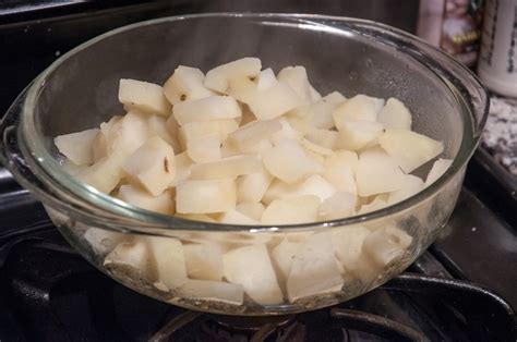 aloo-methi-recipe-potato-and-fenugreek-curry image