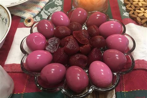 red-beet-pickled-eggs-high-protein-snacks-weight-loss-egg image