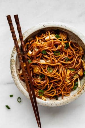 mie-goreng-indonesian-fried-noodles-choosing-chia image