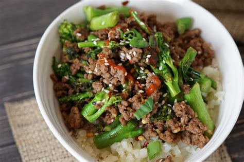 easy-low-carb-ground-beef-broccoli image