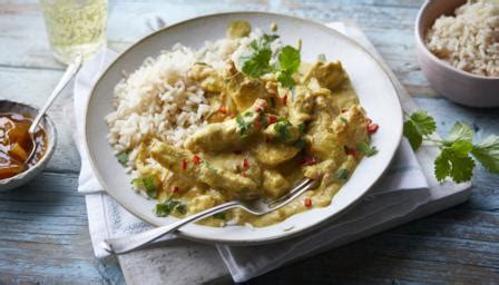 mary-berrys-chicken-korma-style-curry-recipe-bbc-food image