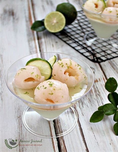 lime-coconut-jelly-with-lychees-荔枝酸柑椰浆果冻 image