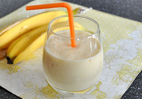 mango-and-banana-smoothie-with-milk image