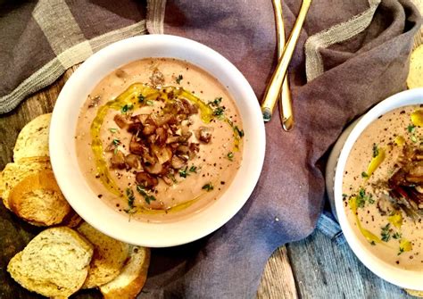 cream-of-mushroom-soup-with-red-wine-and-thyme image