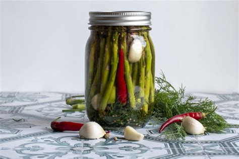 easy-dilly-pickled-asparagus-in-under-5-minutes image