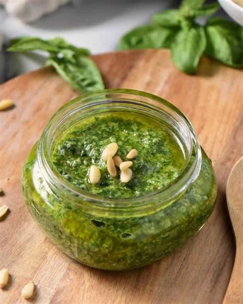 how-to-make-pesto-without-a-food-processor image