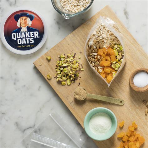 apricot-pistachio-oatmeal-to-go-recipe-quaker-oats image