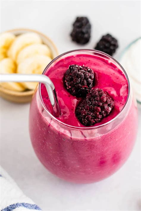 easy-blackberry-smoothie-recipe-eating-bird-food image