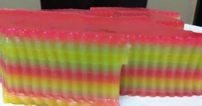 littlekitchen-steamed-rainbow-layer-cake-九层糕 image
